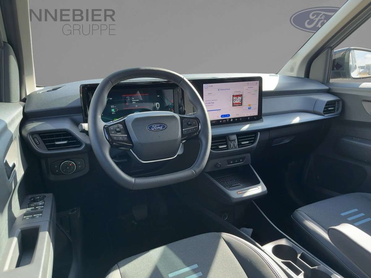 Fahrzeugbild eines Ford Tourneo Courier