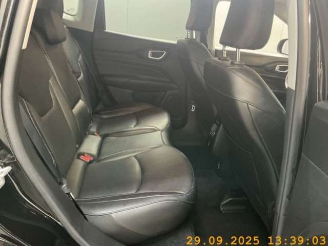 Fahrzeugbild eines Jeep Compass