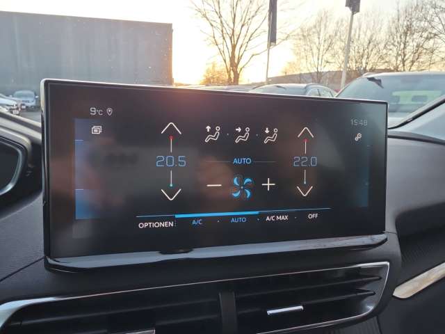 Fahrzeugbild eines Peugeot 3008