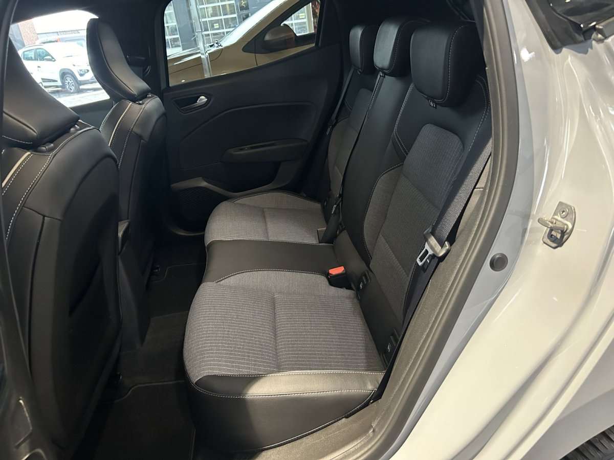 Fahrzeugbild eines Renault Clio