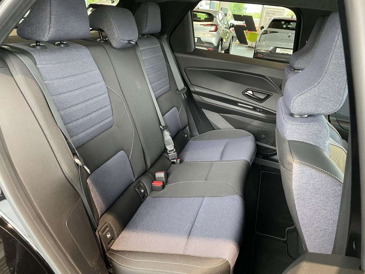 Fahrzeugbild eines Renault 5 E-TECH