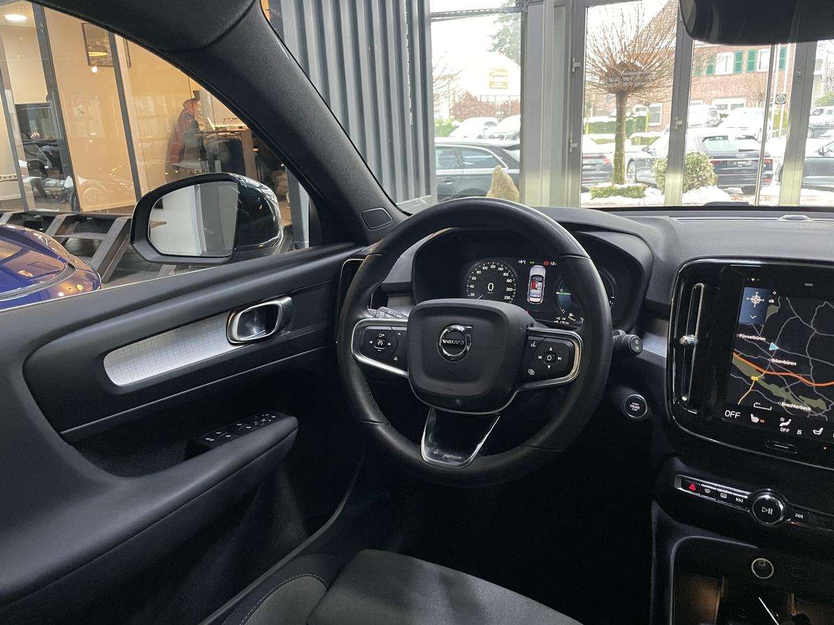 Fahrzeugbild eines Volvo XC40
