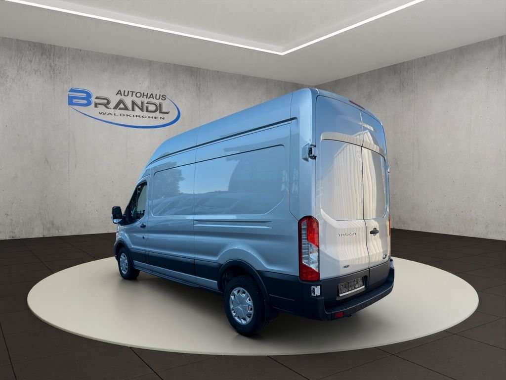 Fahrzeugbild eines Ford Transit