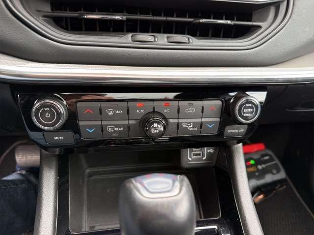 Fahrzeugbild eines Jeep Compass