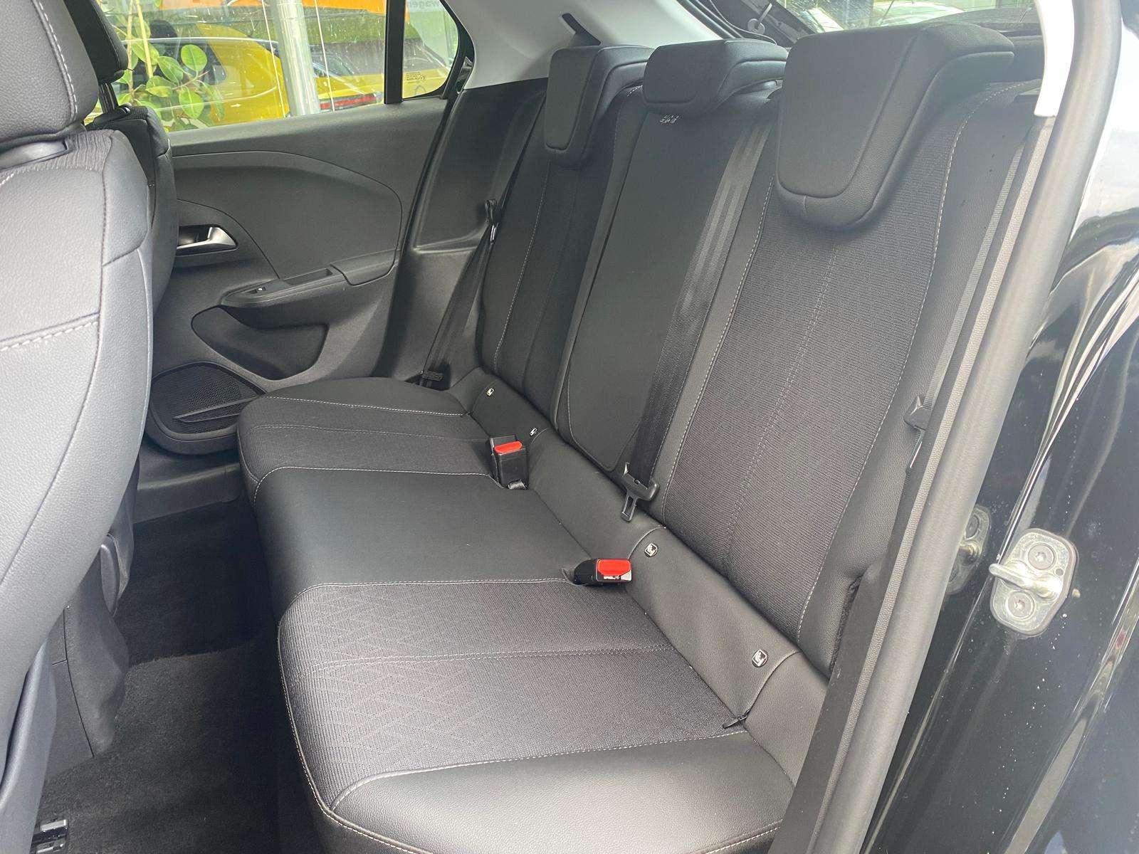 Fahrzeugbild eines Opel Corsa