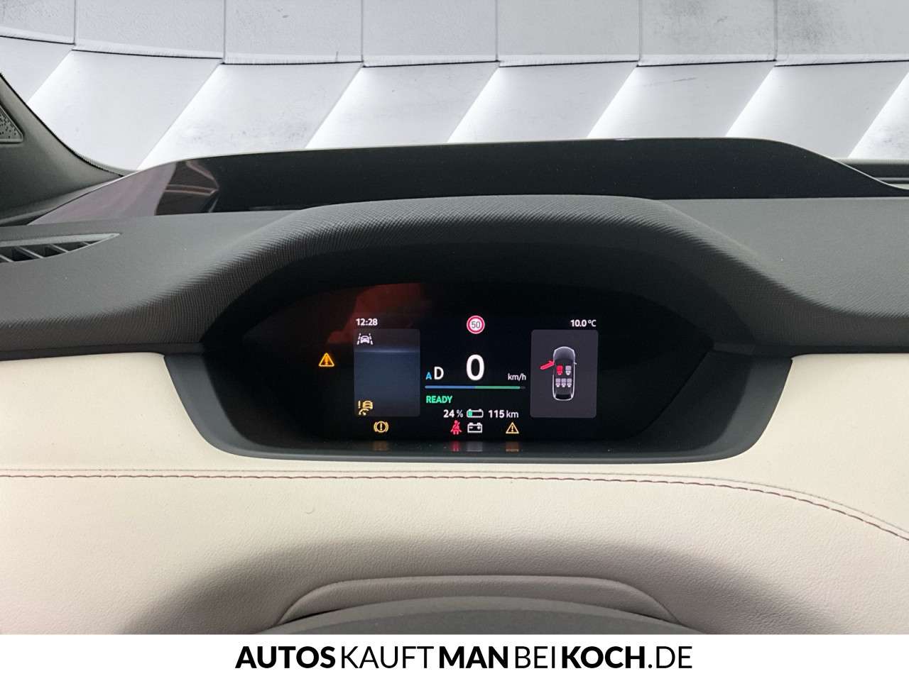Fahrzeugbild eines Skoda ELROQ
