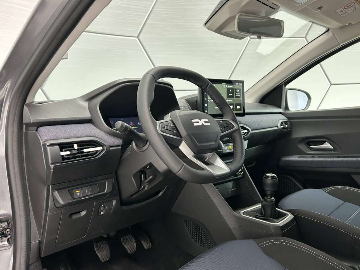 Fahrzeugbild eines Dacia Sandero