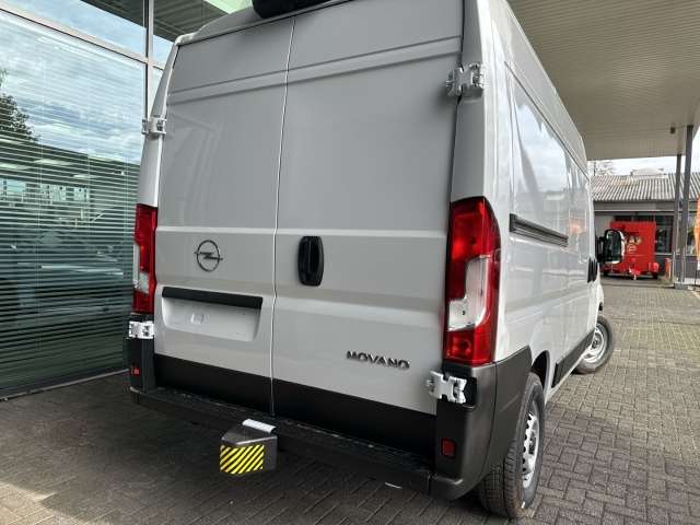 Fahrzeugbild eines Opel Movano