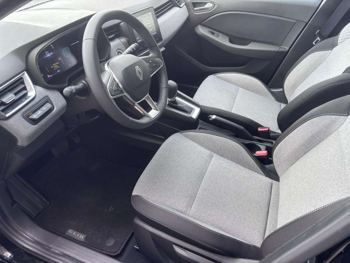 Fahrzeugbild eines Renault Clio