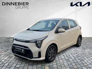 Schräge Frontansicht auf einen Kia Picanto , freigestellt