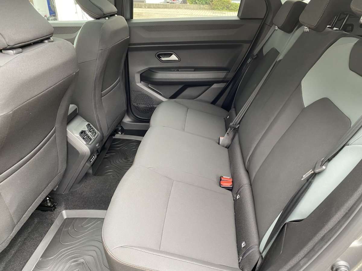 Fahrzeugbild eines Dacia Bigster