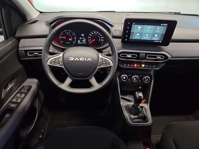 Fahrzeugbild eines Dacia Sandero