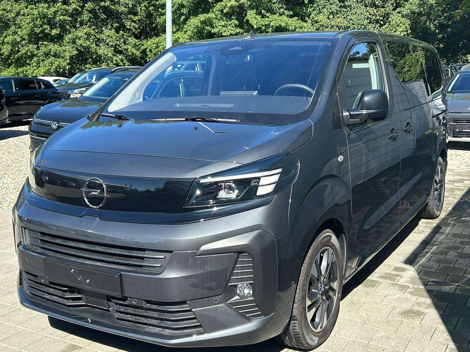 Fahrzeugbild eines Opel Zafira