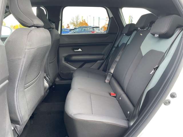 Fahrzeugbild eines Dacia Bigster
