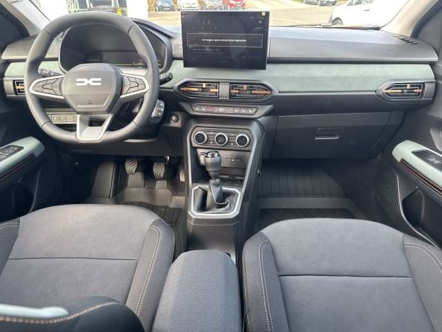 Fahrzeugbild eines Dacia Jogger