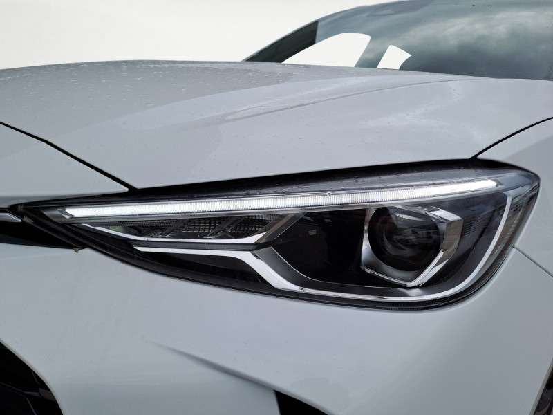 Fahrzeugbild eines MG ZS