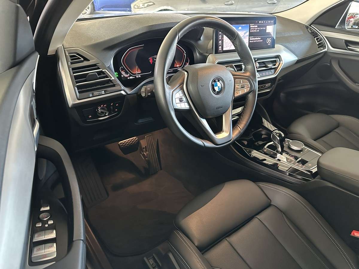 Fahrzeugbild eines BMW X4