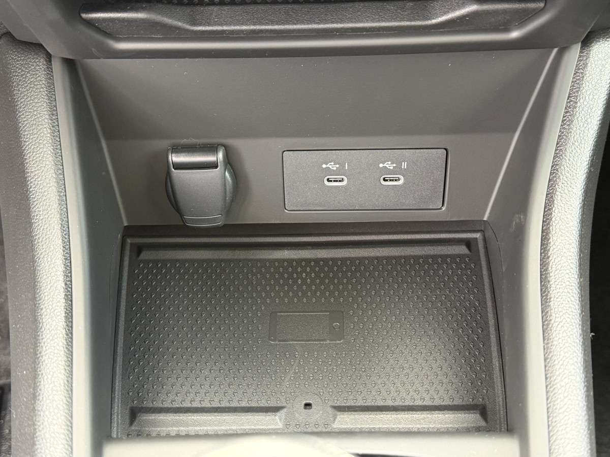 Fahrzeugbild eines Mitsubishi Grandis