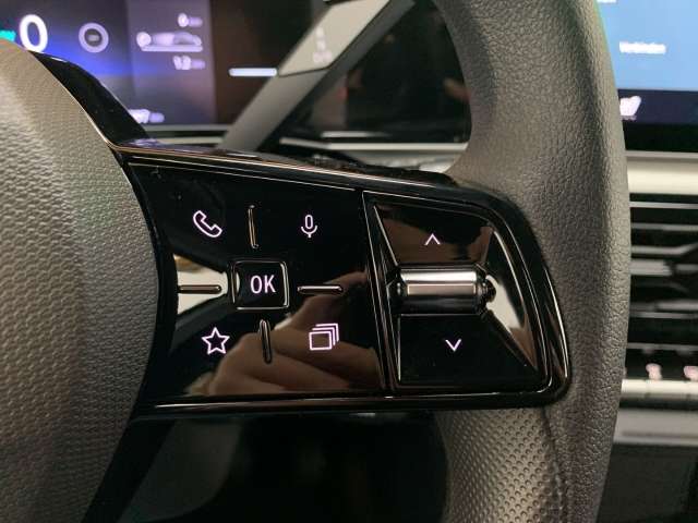 Fahrzeugbild eines Renault 5 E-TECH