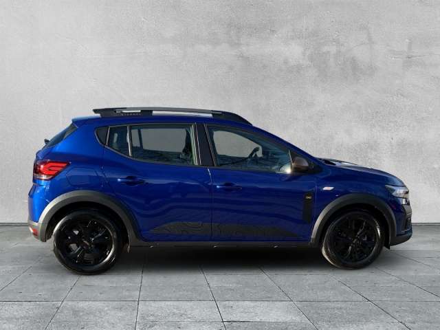 Fahrzeugbild eines Dacia Sandero