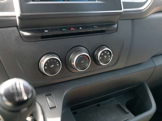 Fahrzeugbild eines Renault Master