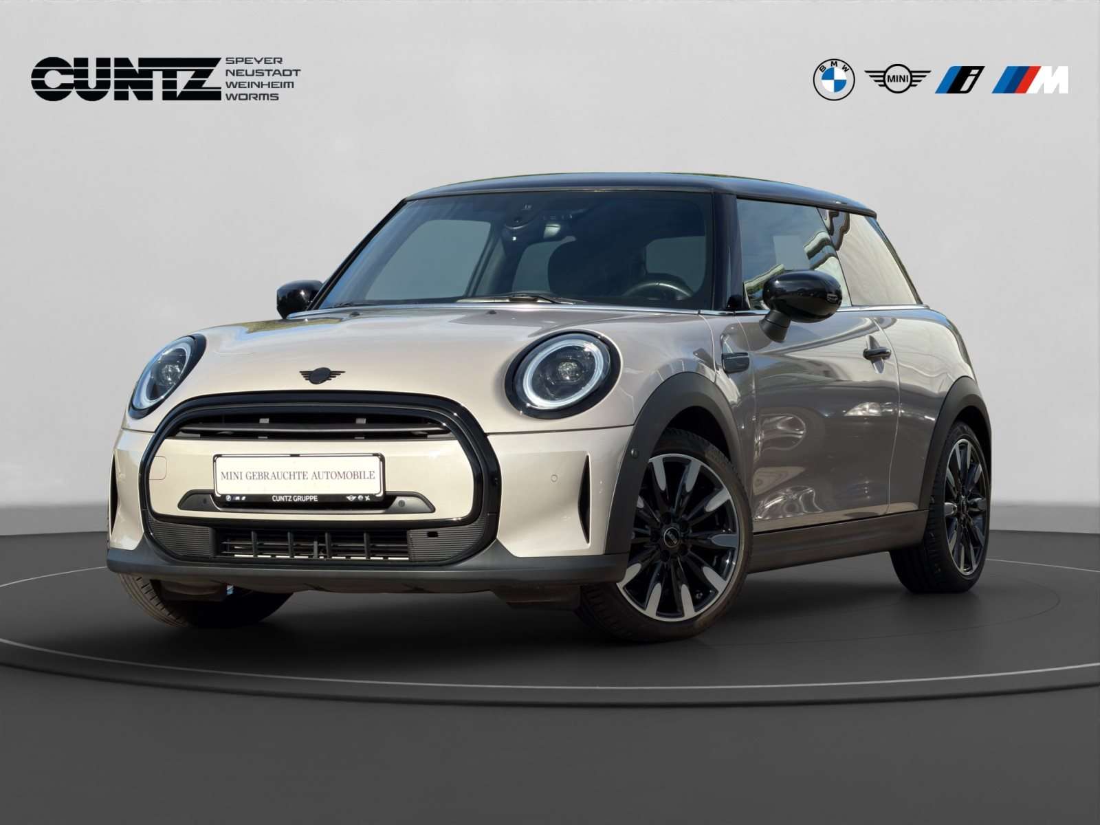 Fahrzeugbild eines MINI COOPER
