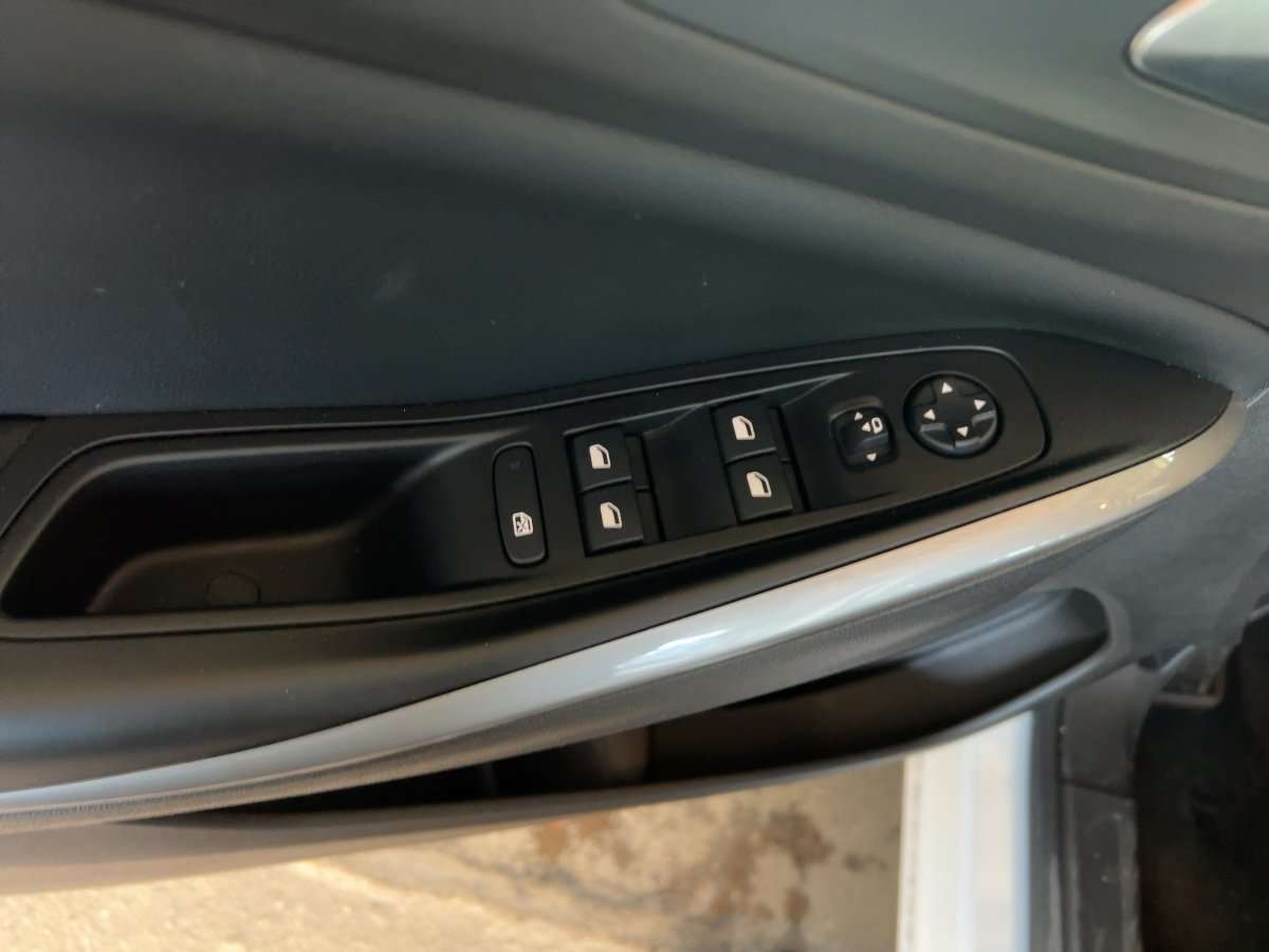Fahrzeugbild eines Opel Grandland X