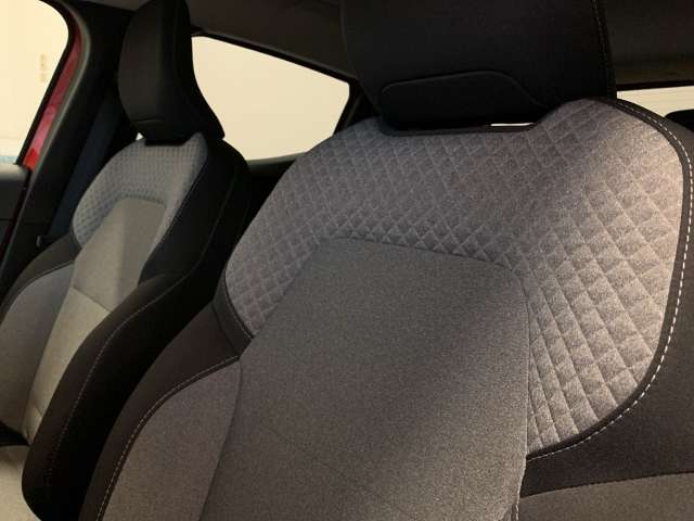 Fahrzeugbild eines Renault Clio