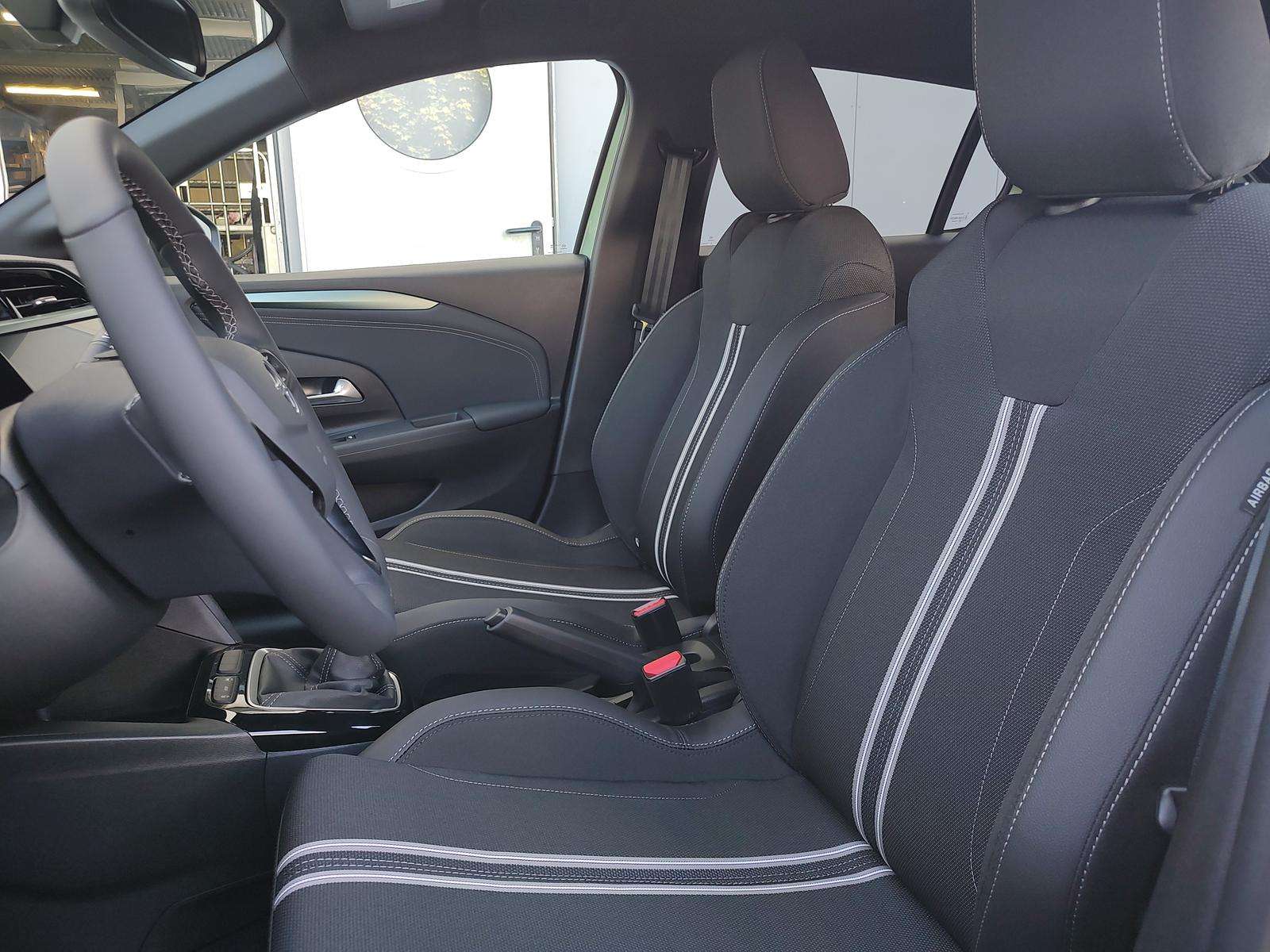Fahrzeugbild eines Opel Corsa