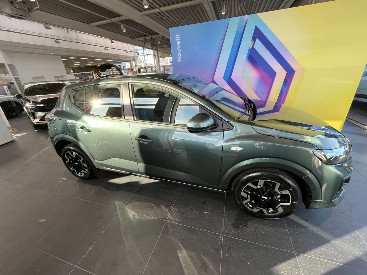 Fahrzeugbild eines Dacia Sandero