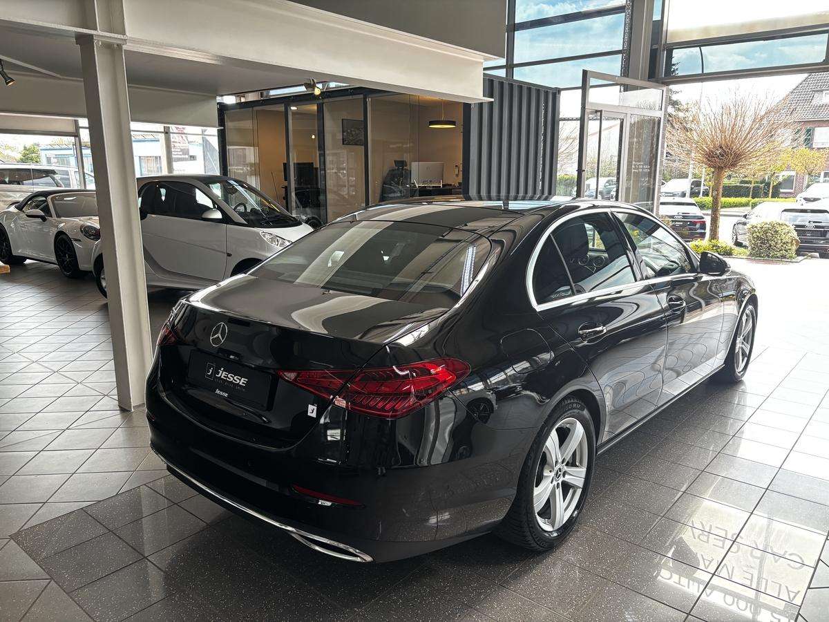 Fahrzeugbild eines Mercedes-Benz C-Klasse