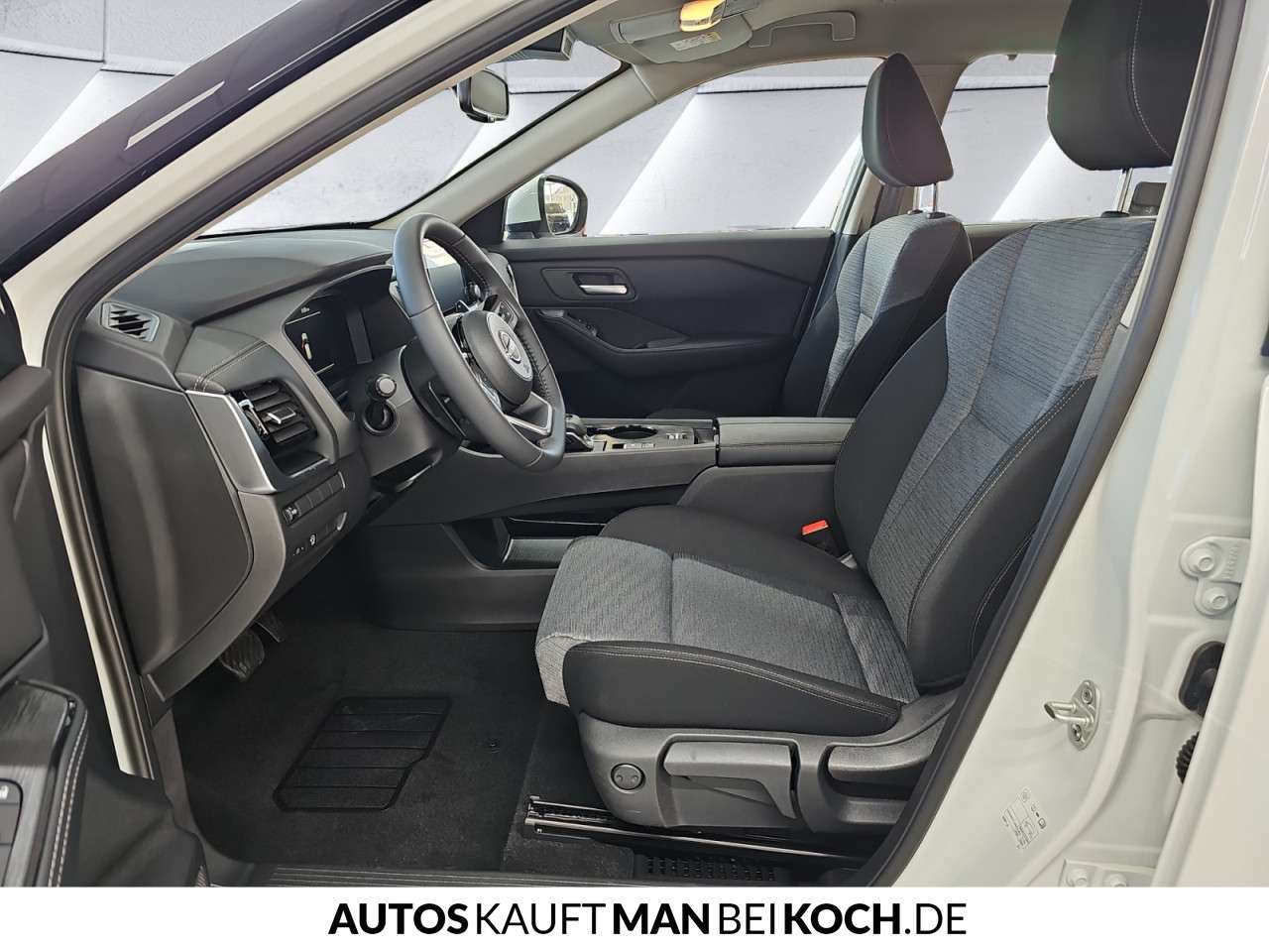 Fahrzeugbild eines Nissan X-TRAIL