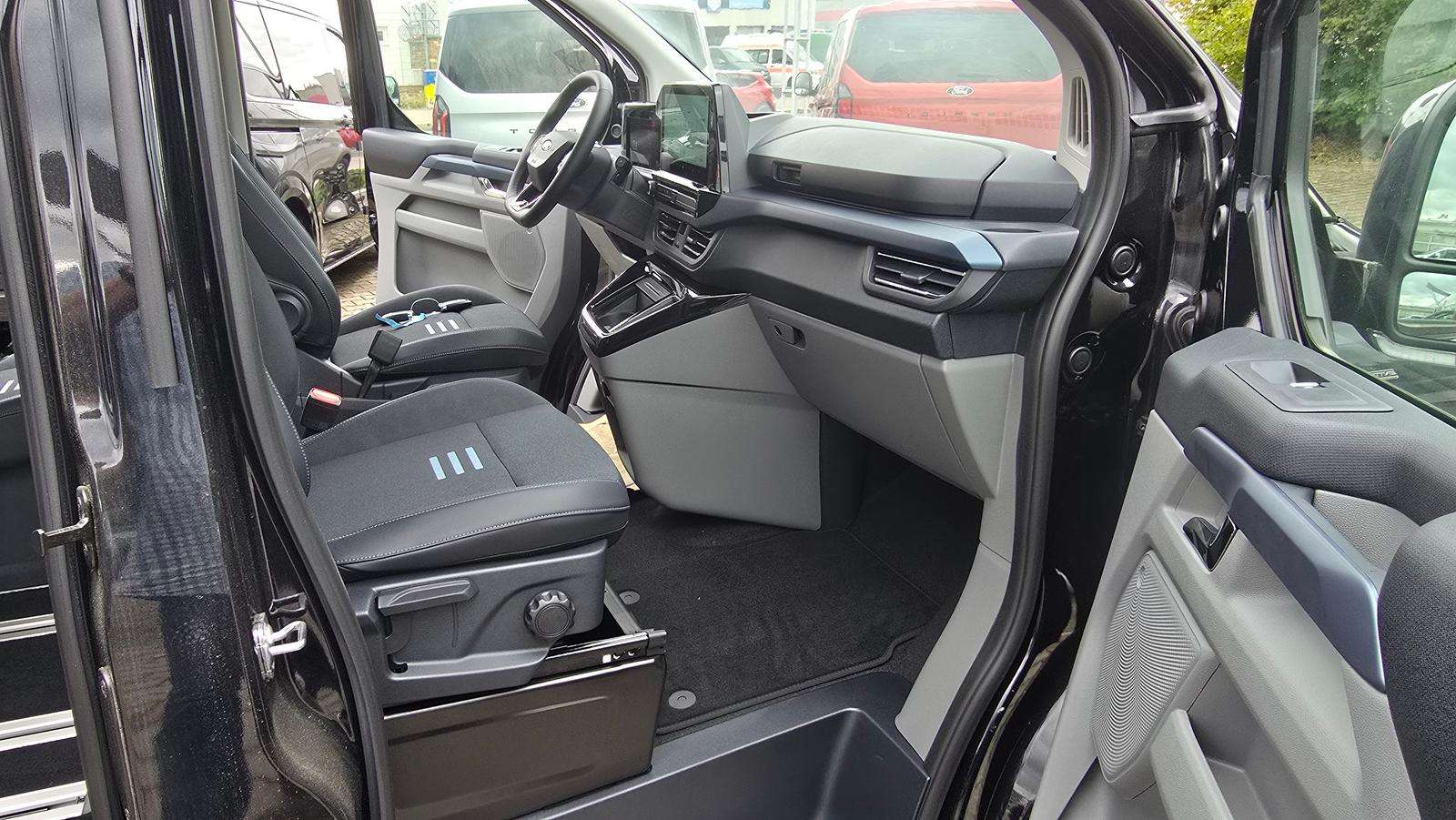 Fahrzeugbild eines Ford Tourneo Custom