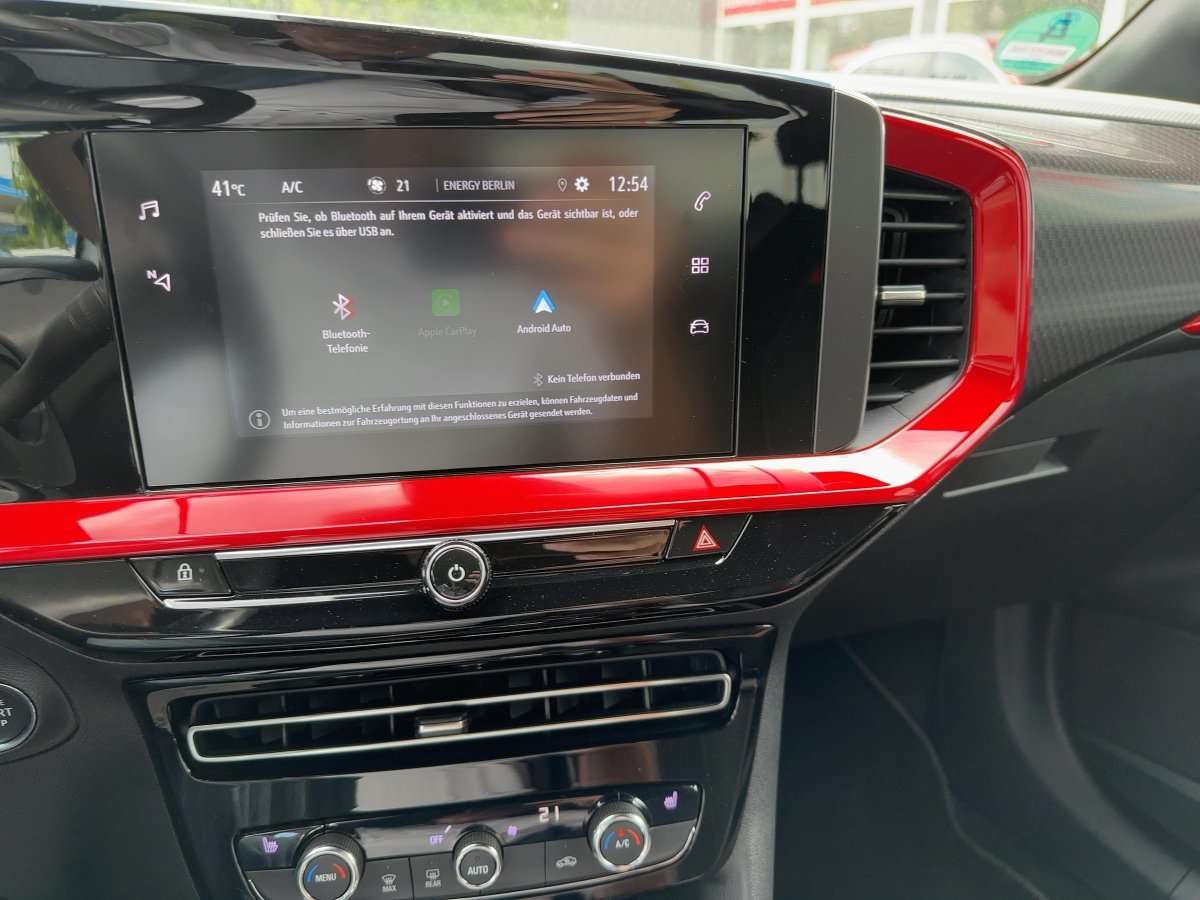 Fahrzeugbild eines Opel Mokka Electric