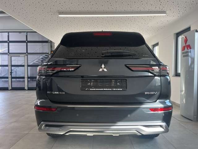 Fahrzeugbild eines Mitsubishi Outlander