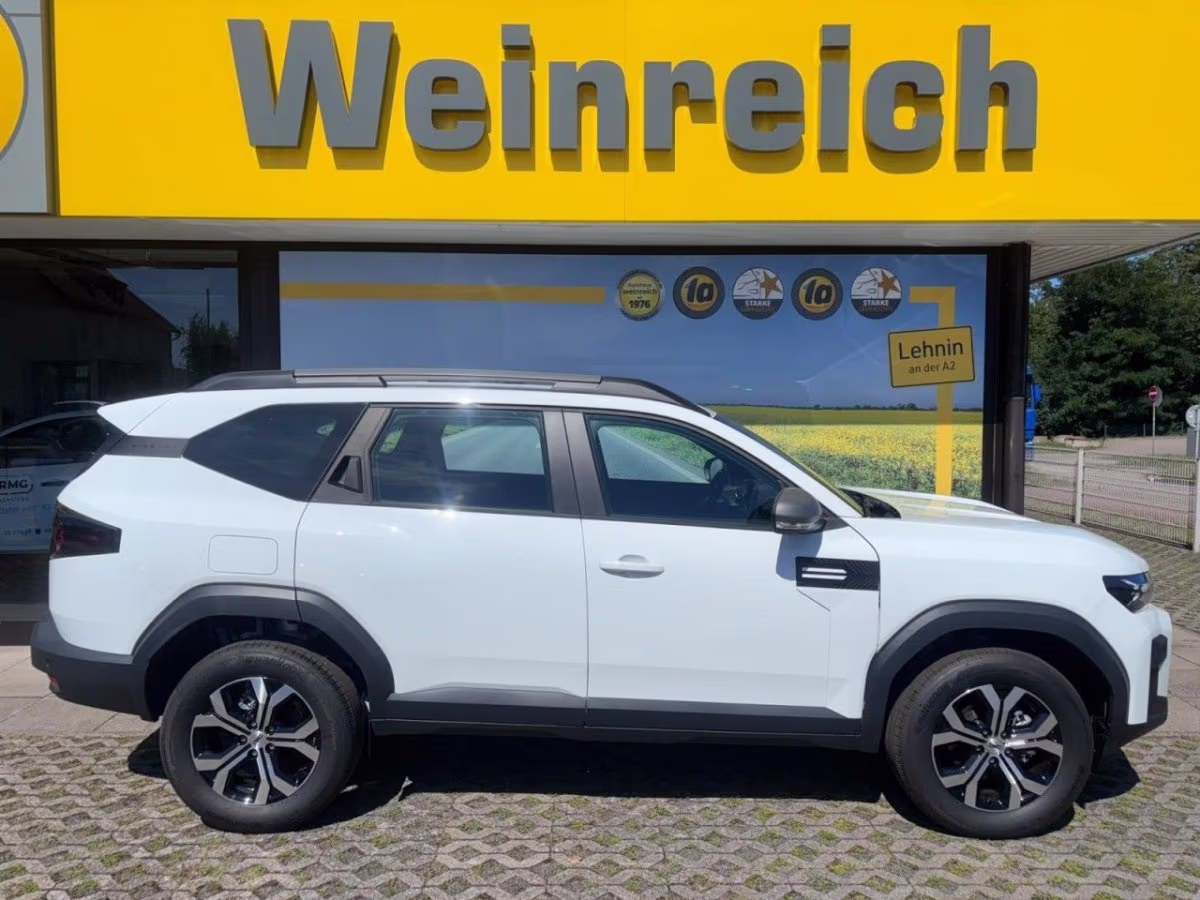 Fahrzeugbild eines Dacia Bigster