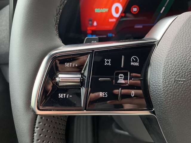 Fahrzeugbild eines Renault Scenic E-TECH