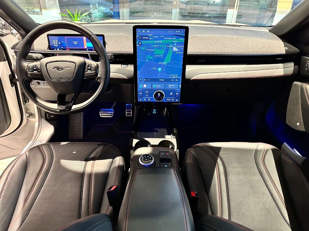 Fahrzeugbild eines Ford Mustang Mach-E