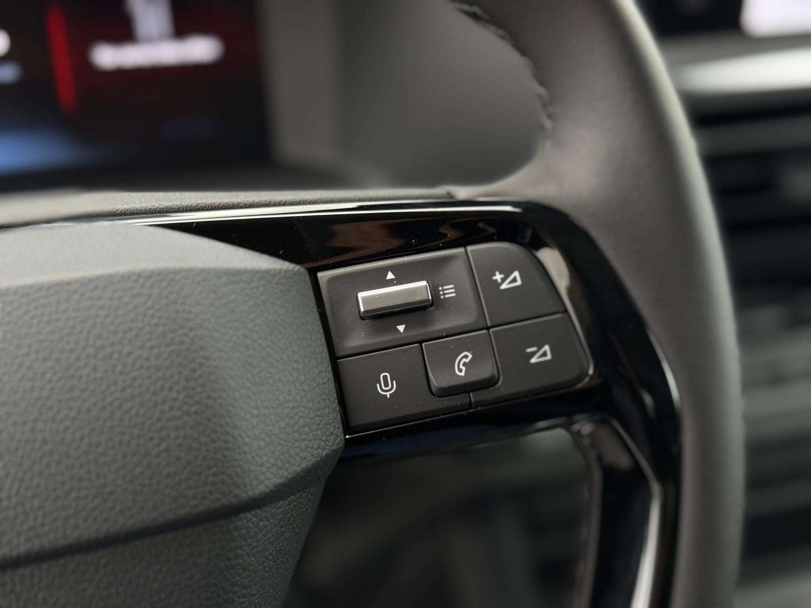 Fahrzeugbild eines Peugeot Traveller