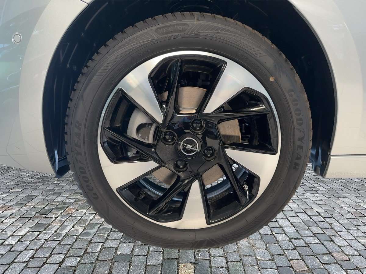 Fahrzeugbild eines Opel Corsa