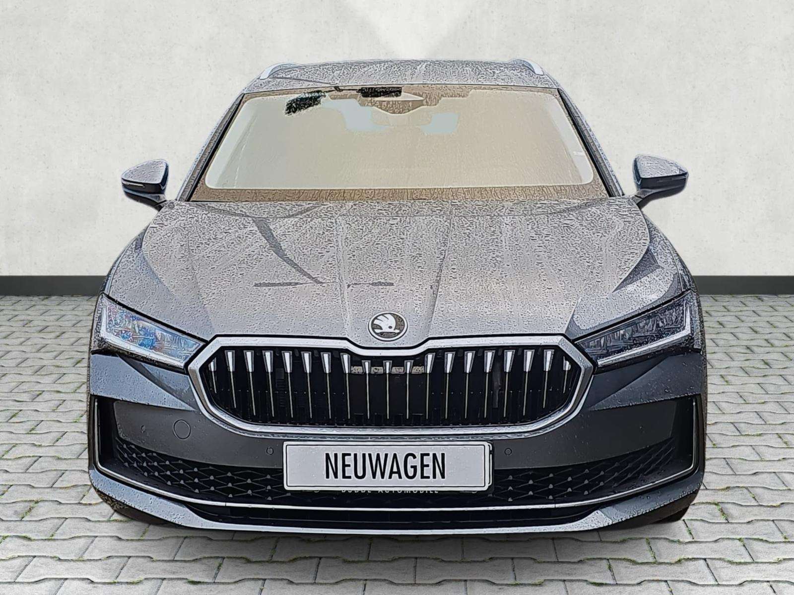 Fahrzeugbild eines Skoda Superb