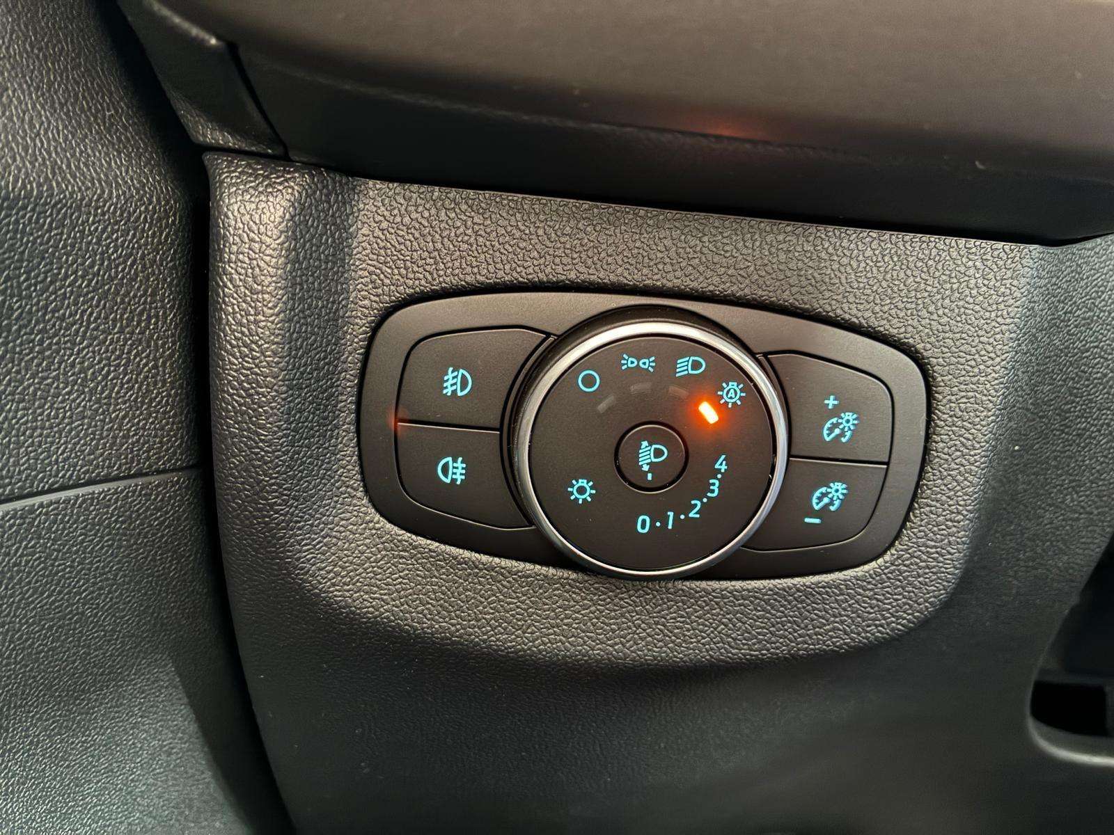 Fahrzeugbild eines Ford Tourneo Courier