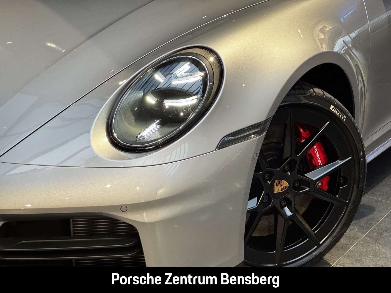 Fahrzeugbild eines Porsche 911