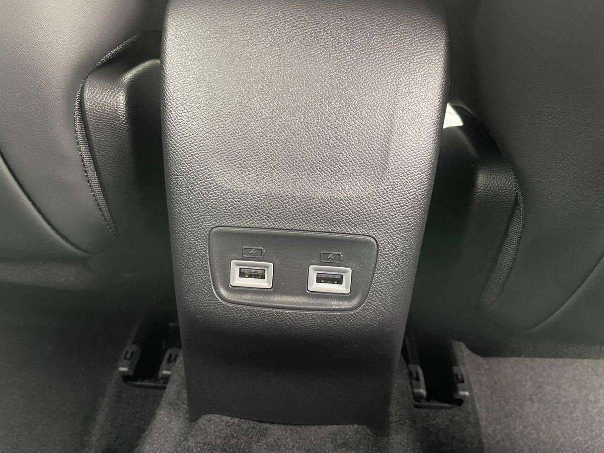 Fahrzeugbild eines Peugeot e-208