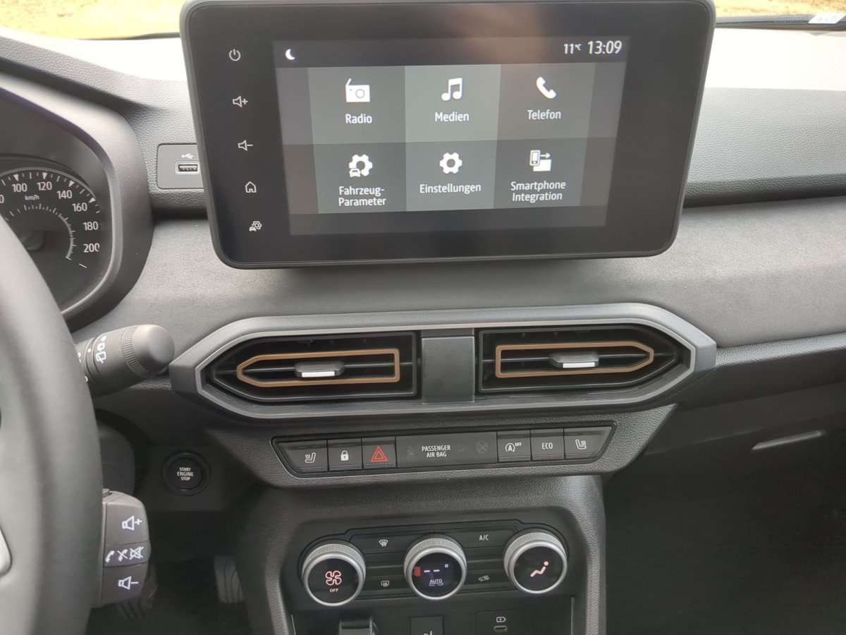 Fahrzeugbild eines Dacia Jogger