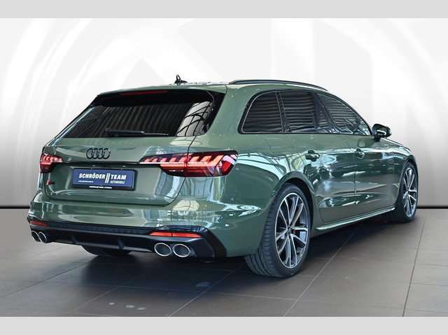 Fahrzeugbild eines Audi S4