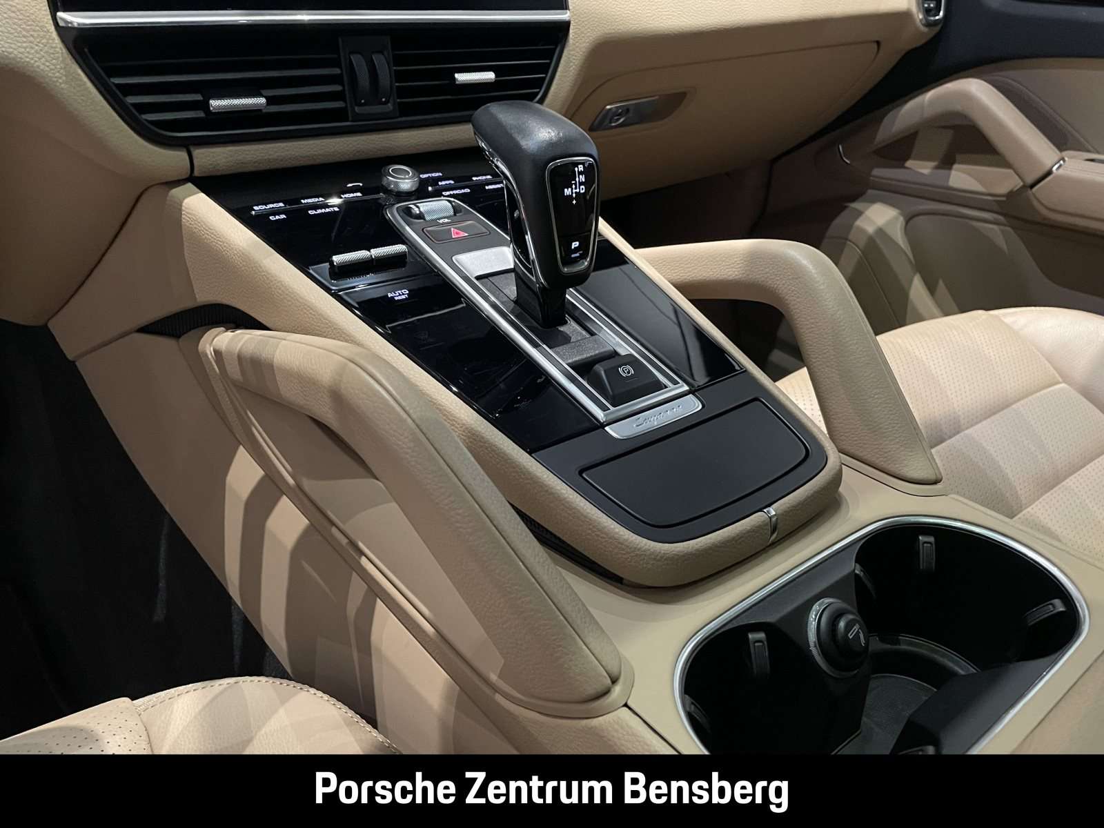 Fahrzeugbild eines Porsche Cayenne