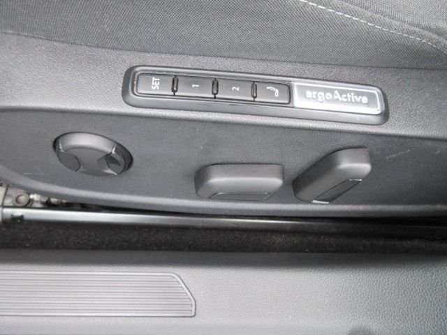 Fahrzeugbild eines Volkswagen Golf