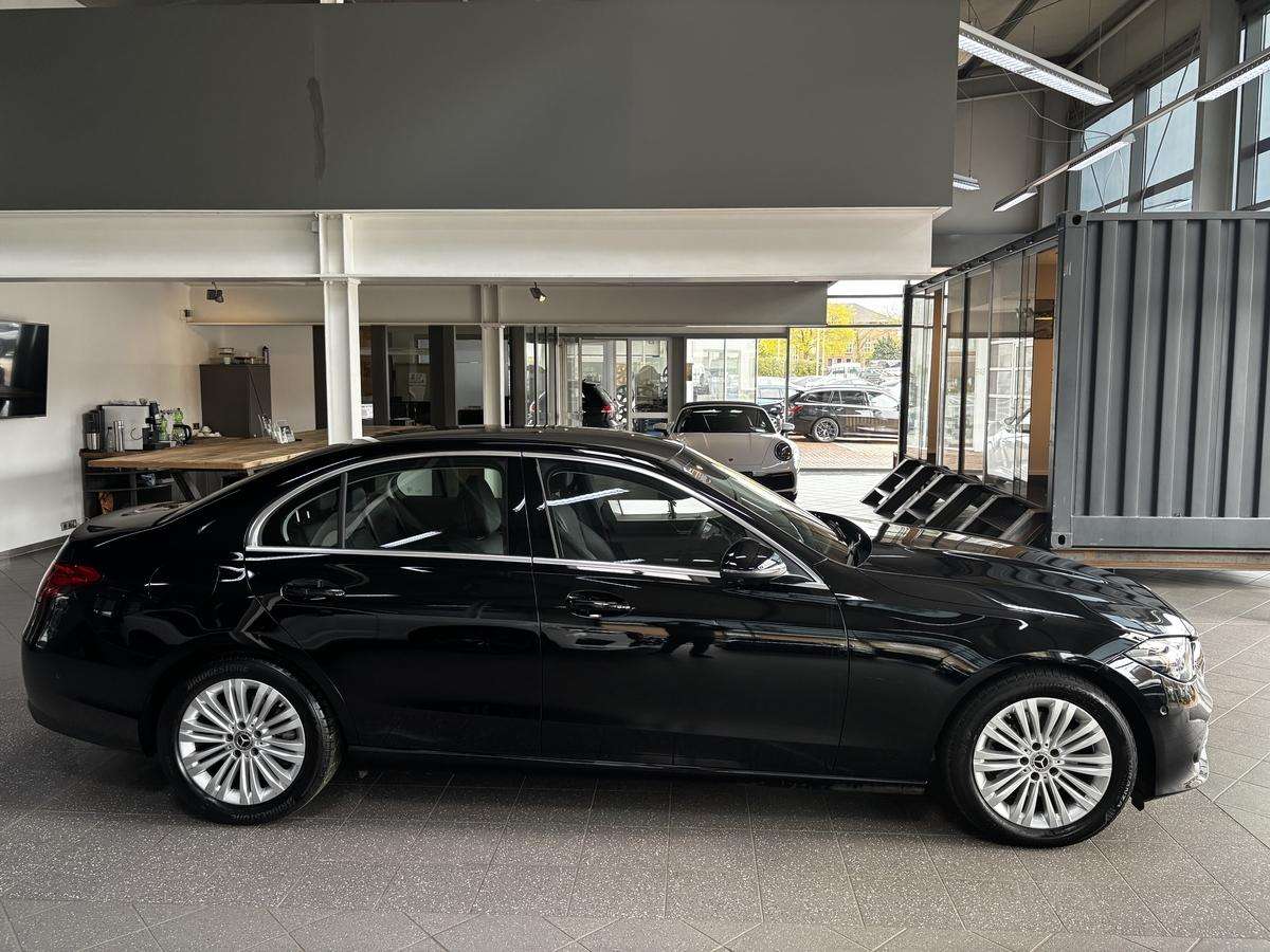 Fahrzeugbild eines Mercedes-Benz C-Klasse