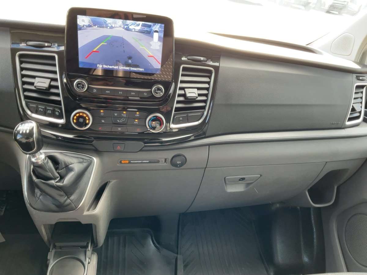 Fahrzeugbild eines Ford Transit Custom